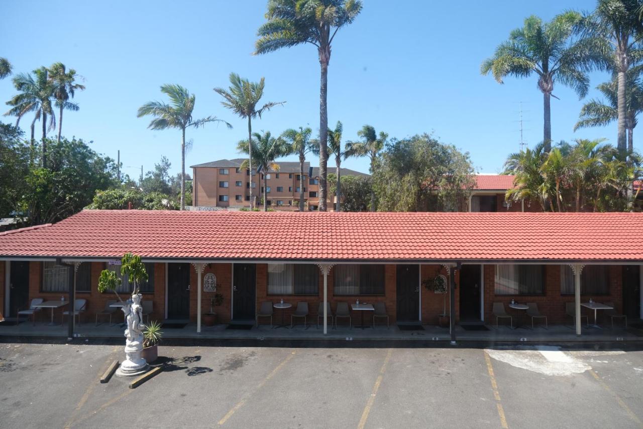 Sapphire Palms Motel Entrance Buitenkant foto